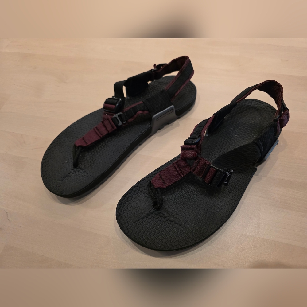 Bedrock Cairn 3D PRO II Adventure Sandals - Color: Burgundy and Black